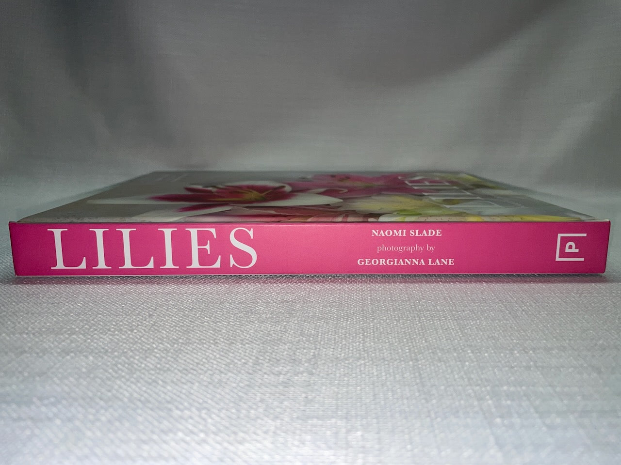 Lilies - Beautiful Varieties for Home and Garden